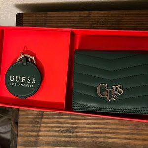 Guess Gifting Wallet